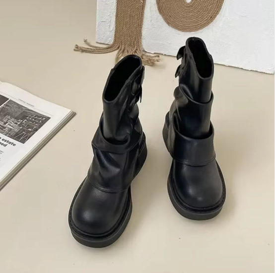 ModeGeist | Slip-On-Stiefel aus Vintage-Leder