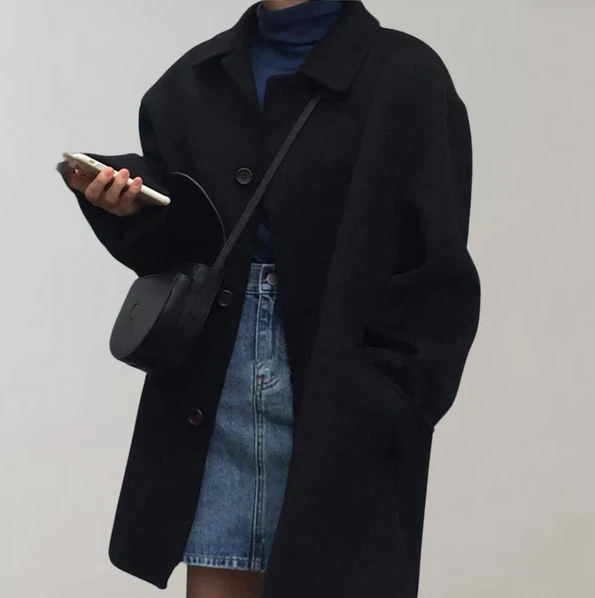 ModeGeist | Zeitlos Elegant Geschnittene Damenjacke