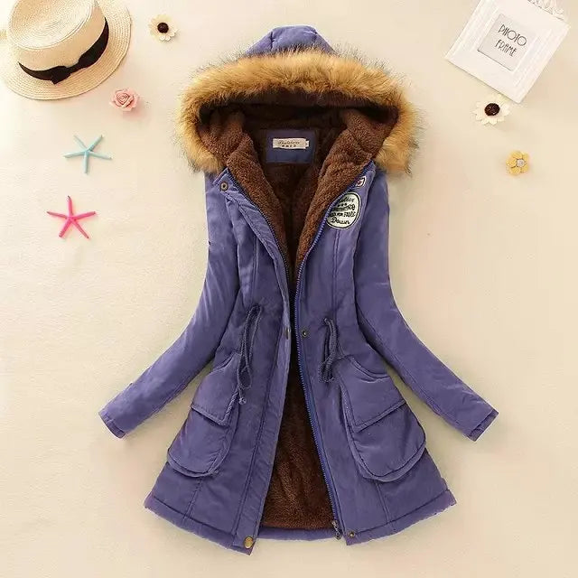 ModeGeist | Warme Gefütterte Winterjacke mit Kapuze für Damen