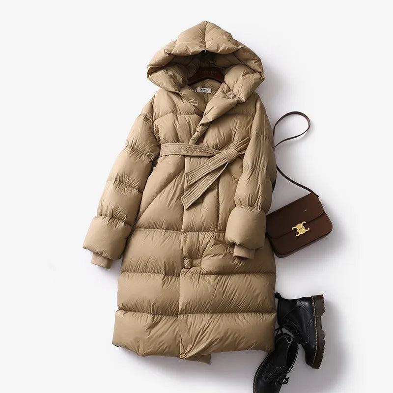ModeGeist | Lang mit Kapuze für Frauen Ideal für den Winter