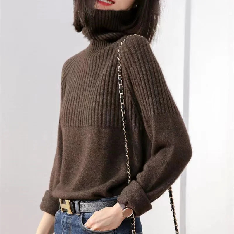Frauen Rollkragenpullover mit gerippter Struktur