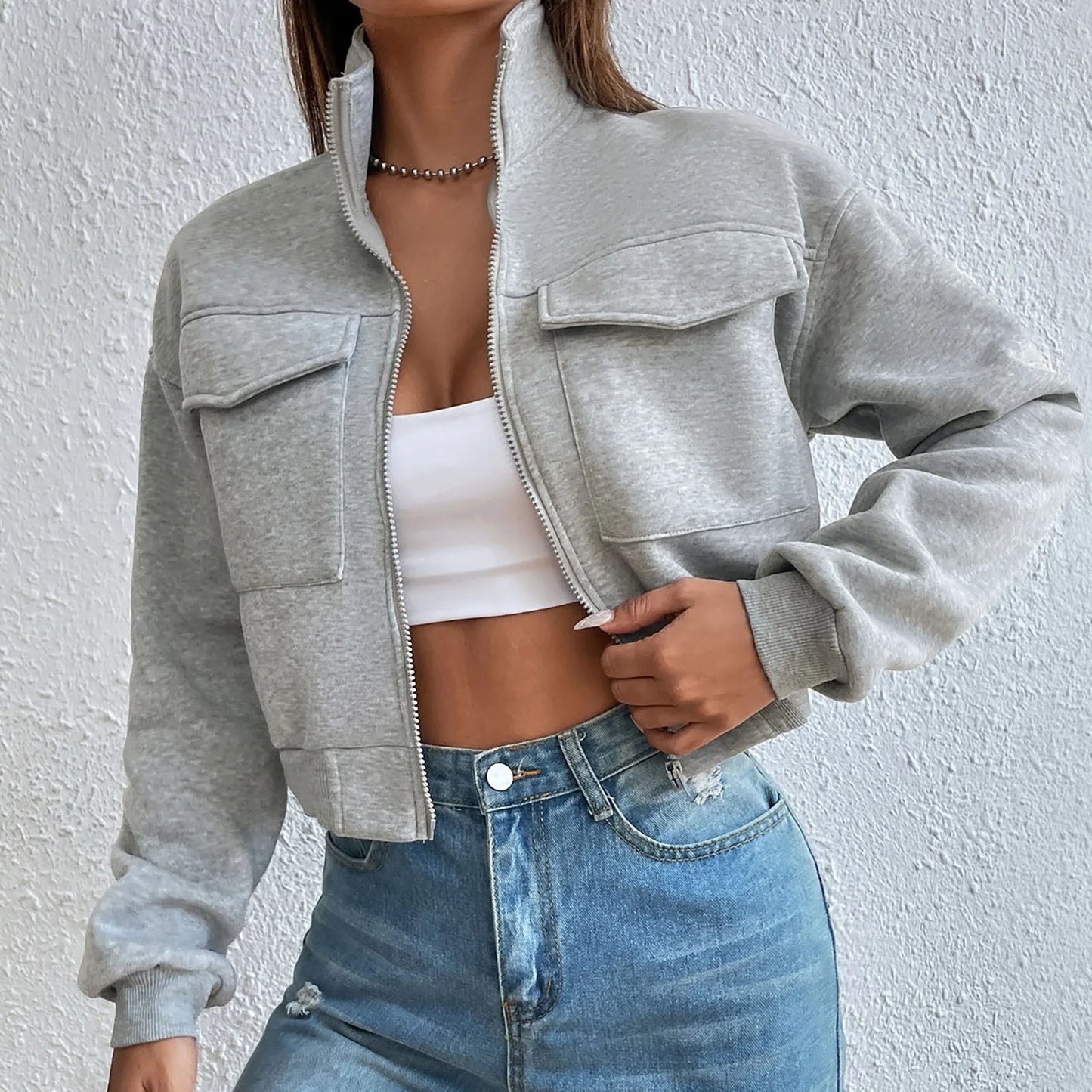 ModeGeist | Stilvolles Zip Up Crop Top
