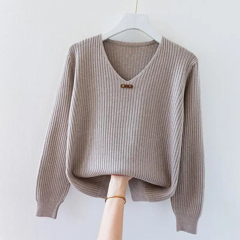NADJA – Damenpullover mit eng anliegendem Rippstrick