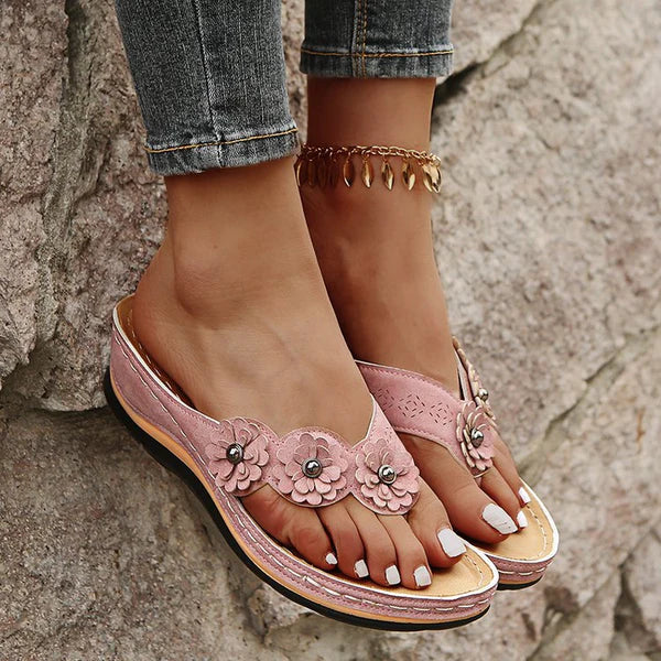 Modische orthopädische Sandalen für Damen von FLEURA