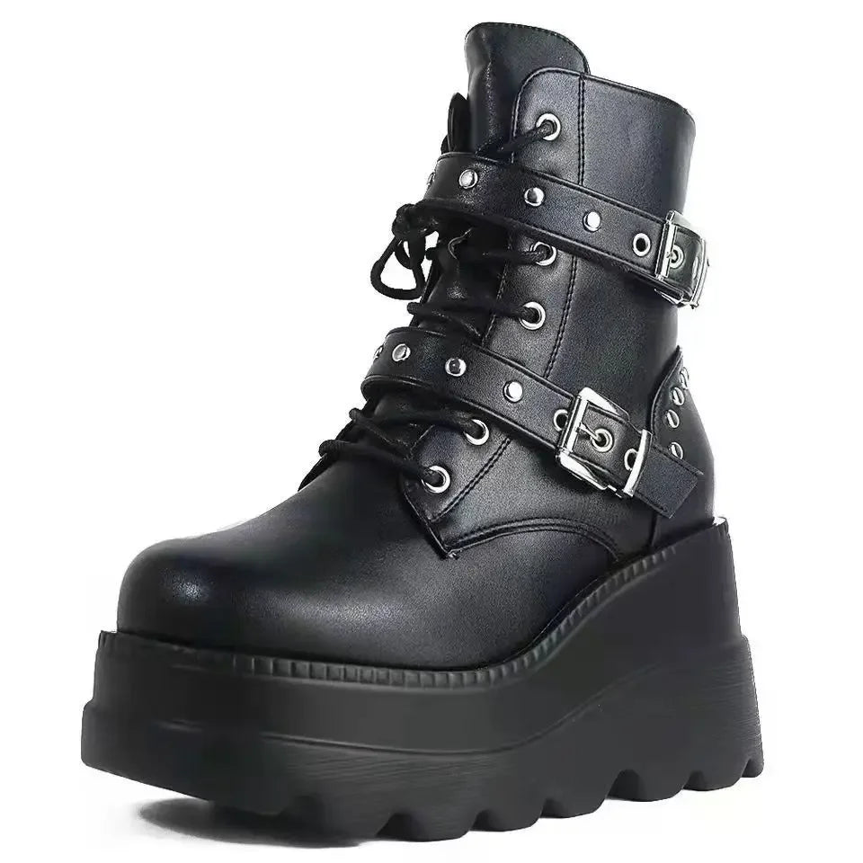 ModeGeist | Mühelos Gothische Eleganz Stiefel