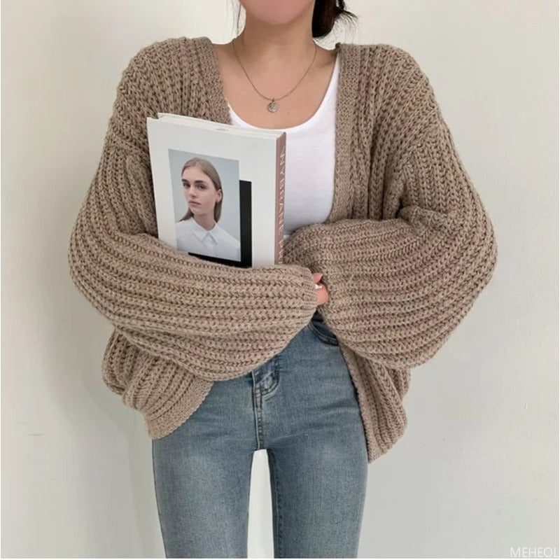 ModeGeist | Lässiger Strick-Cardigan mit Oversize-Ärmeln