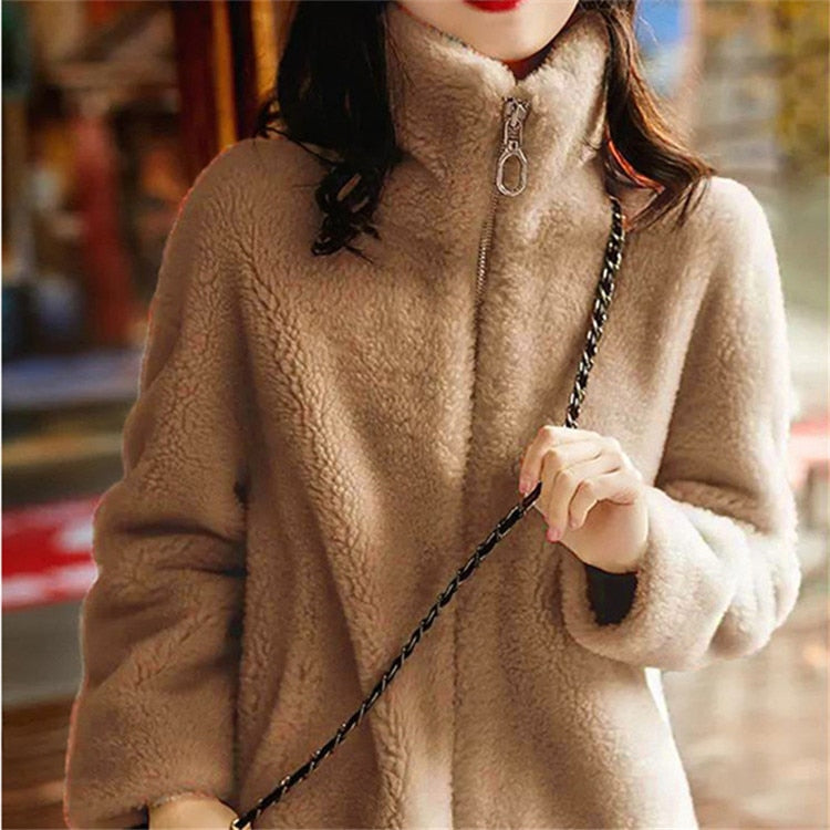 ModeGeist | Modische und Minimalistische Jacke