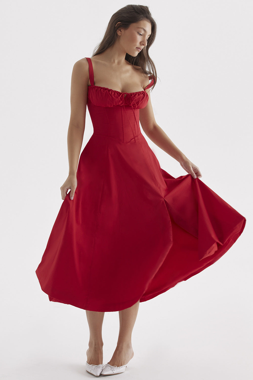 Neues Selena Damenkleid mit Blumenmuster und Trägern