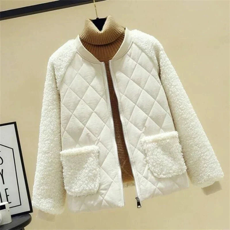 ModeGeist | Wintermantel für Frauen mit Kapuze
