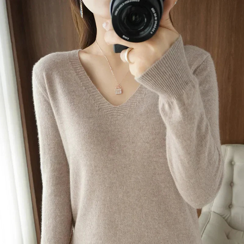 ModeGeist | Pullover - Bequemer V-Ausschnitt Pullover