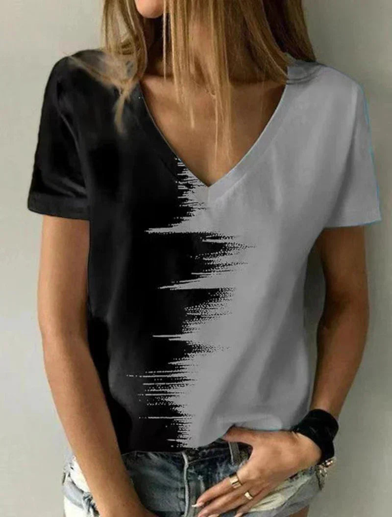 Betty T-Shirt: V-Ausschnitt, kurze Ärmel