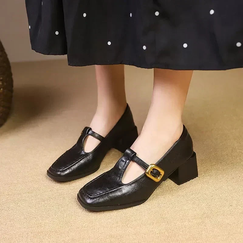 MODEGEIST Damen Pumps eckige Zehenform Blockabsatz Schnalle