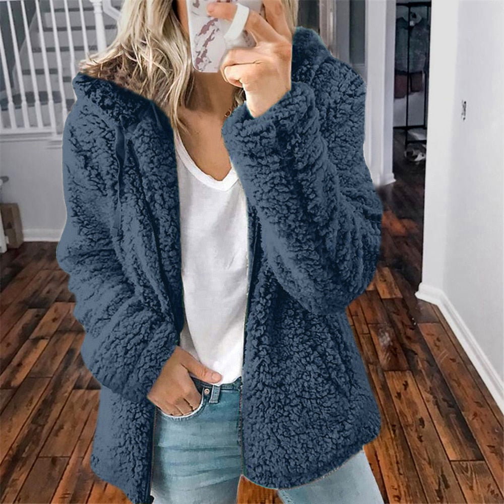 Leythara Witte Fuzzy Gebreide Cardigan