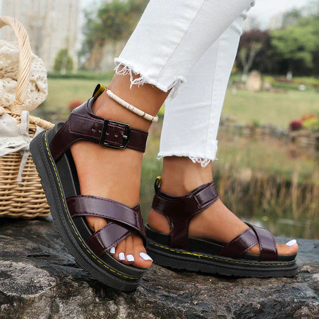 Damen-Plateausandalen mit Knöchelriemchen