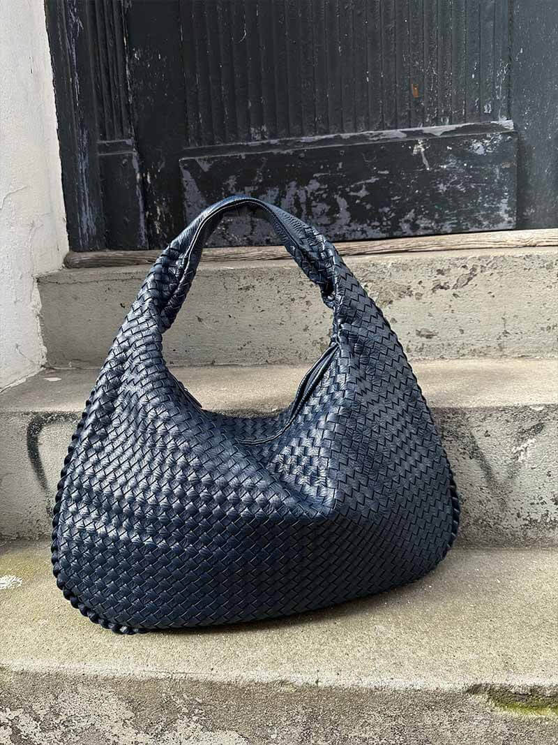 Edle Lotte Handtasche im modernen Stil