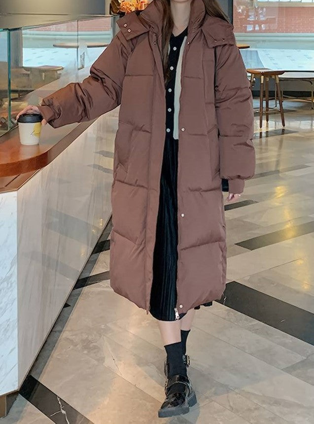 ModeGeist | Lange Pufferjacke - Wasserabweisend - Gestepptes Design - Kapuze - Warm und Bequem