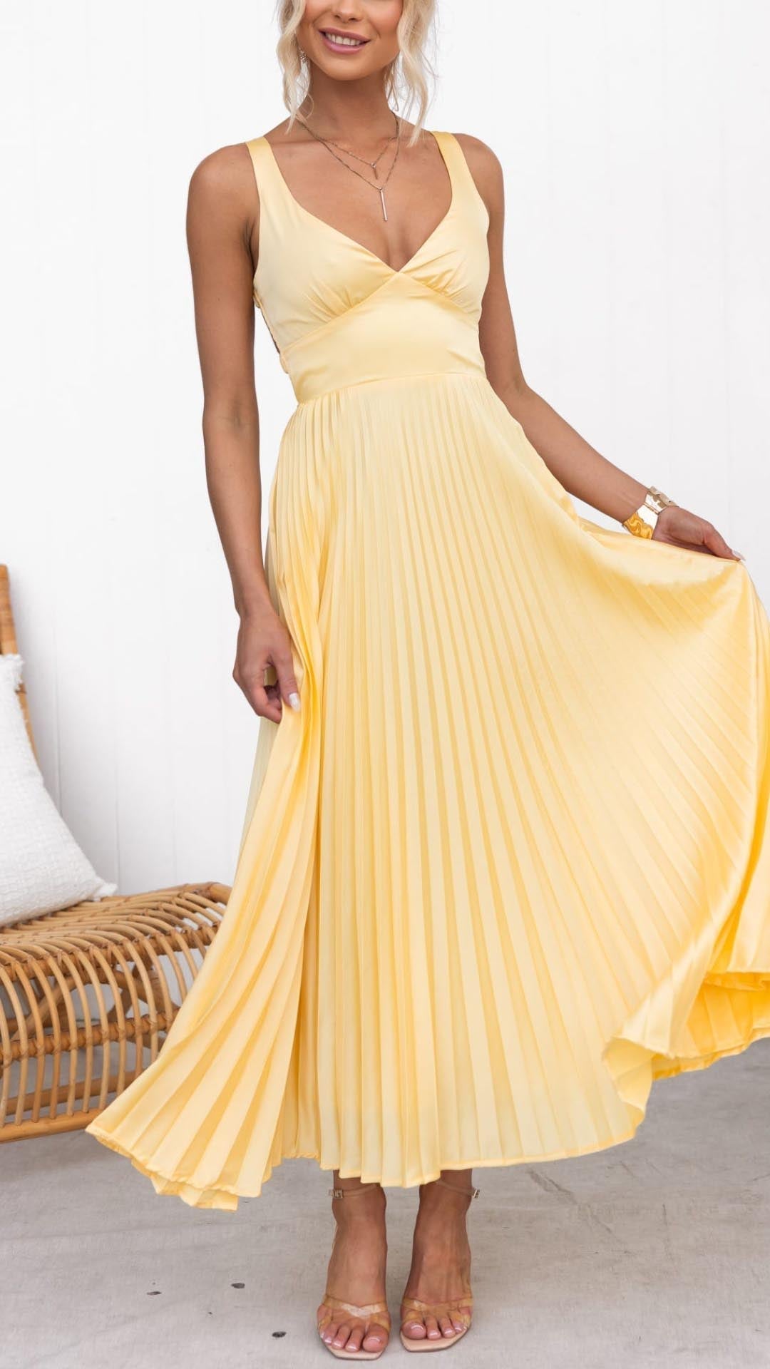 MODEGEIST Damen Maxi-Kleid Plissiert V-Ausschnitt Fließend