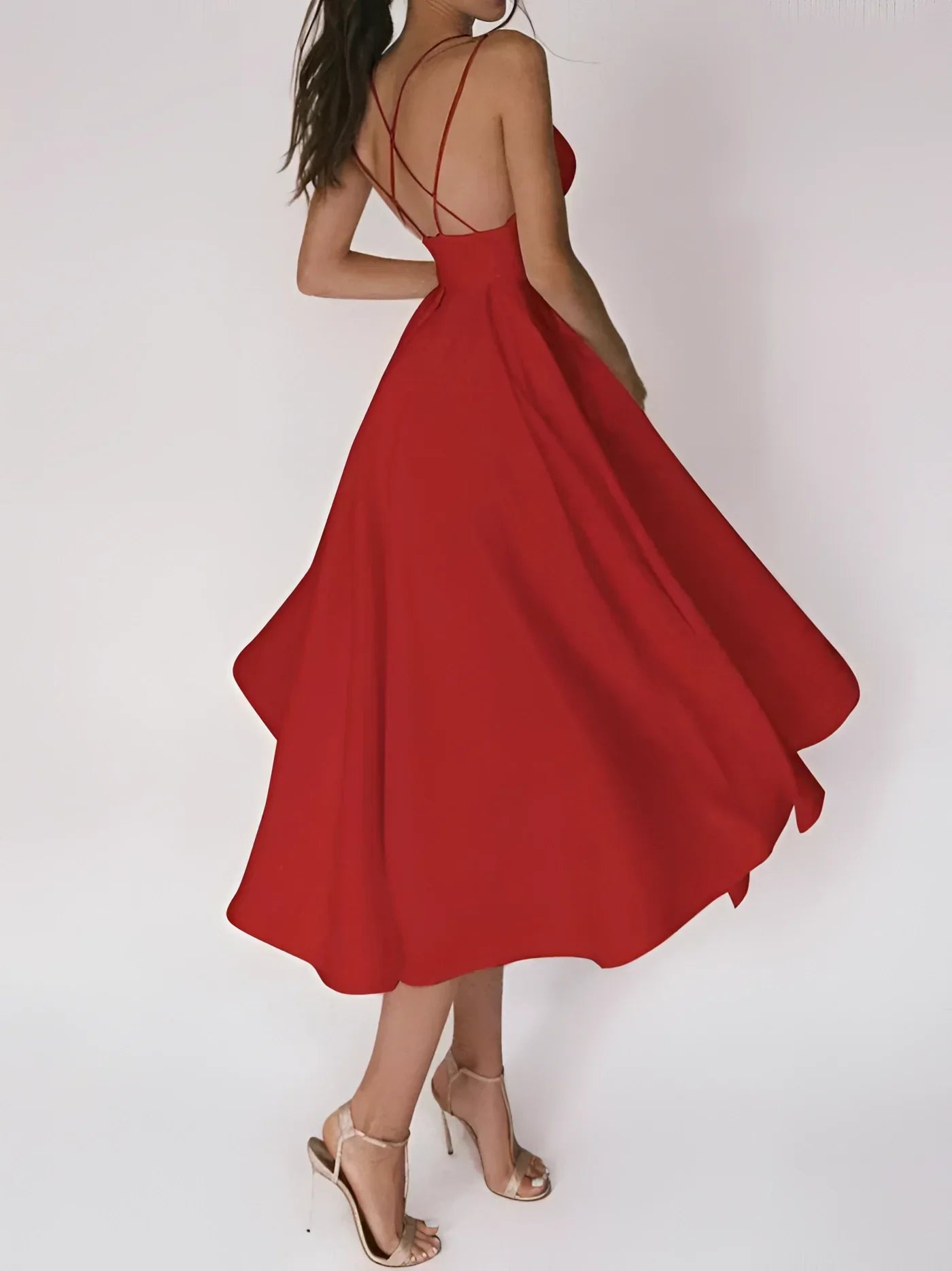 MODEGEIST Brautkleid mit Spaghettiträgern, weißem Herz-Ausschnitt