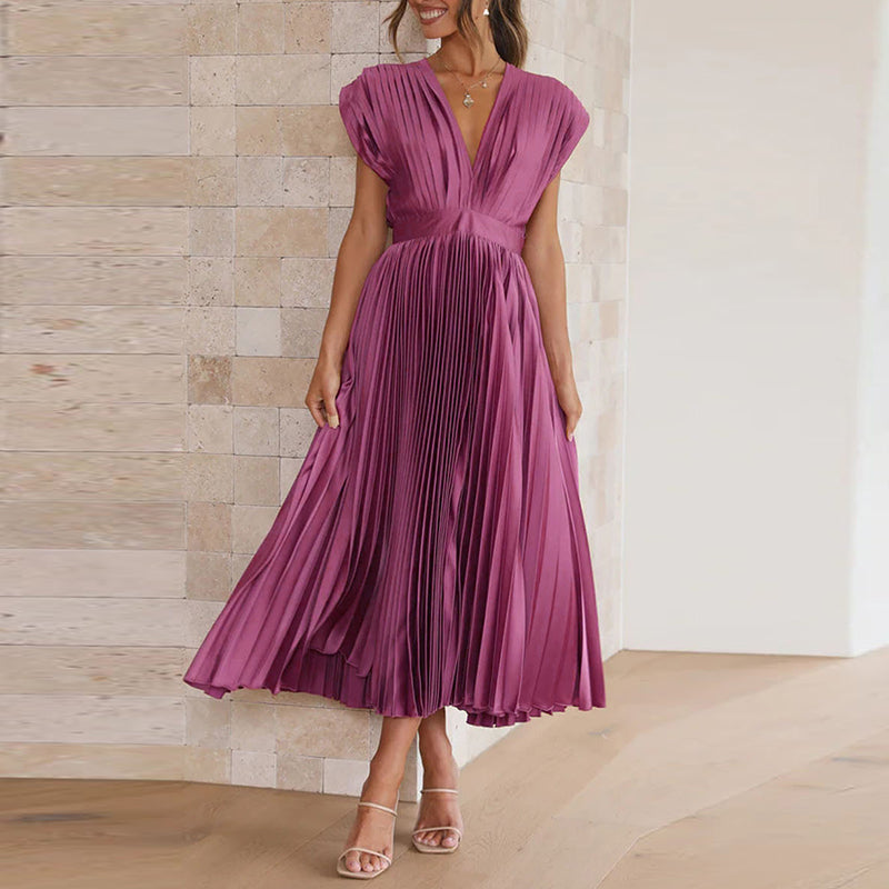 Kleid mit V-Ausschnitt von Tine
