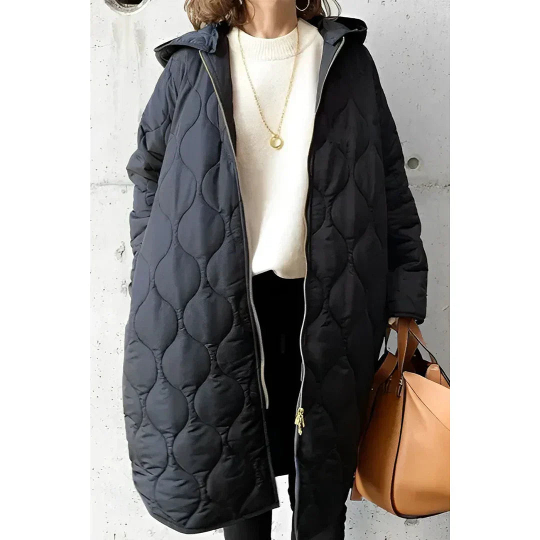 ModeGeist | Gepolsterte Jacke - Oversized Passform - Lange Länge - Mit Kapuze und Reißverschluss