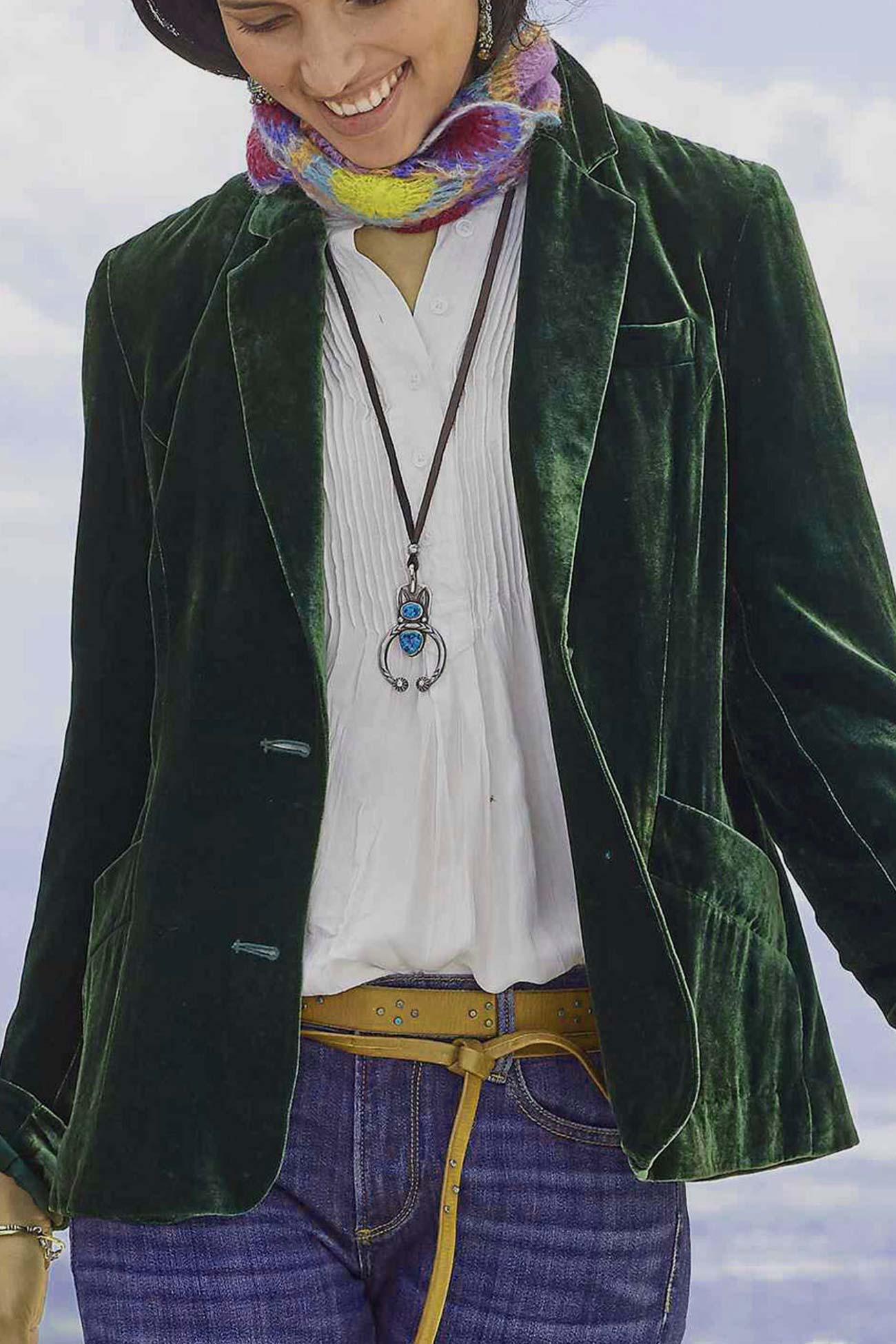 ModeGeist | Geschnittener Crop - Blazer Aus Samt - Rubinrot