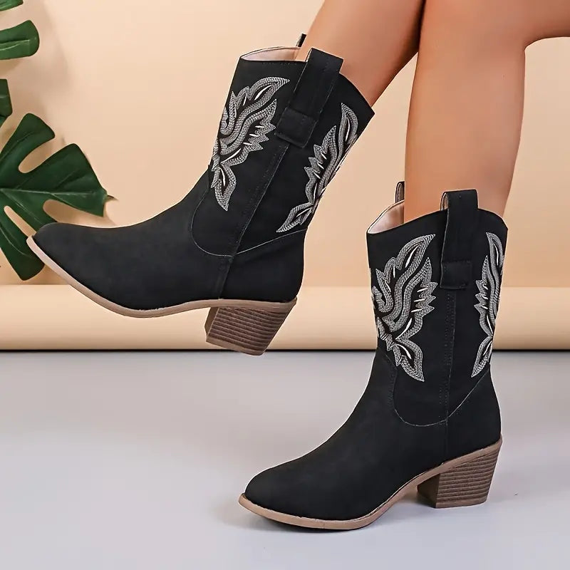 Lena: Elegante Damen-Cowboystiefel für höchsten Komfort