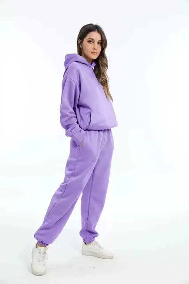 Elegantes, Oversized-Trainingsset von Elena für einen stilvollen Winterauftritt