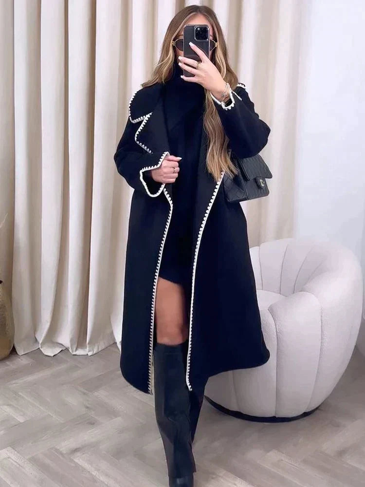 ModeGeist | Elegante Lange Jacke mit Kontrastnähten Wollmischung Luxuriös, Bequem