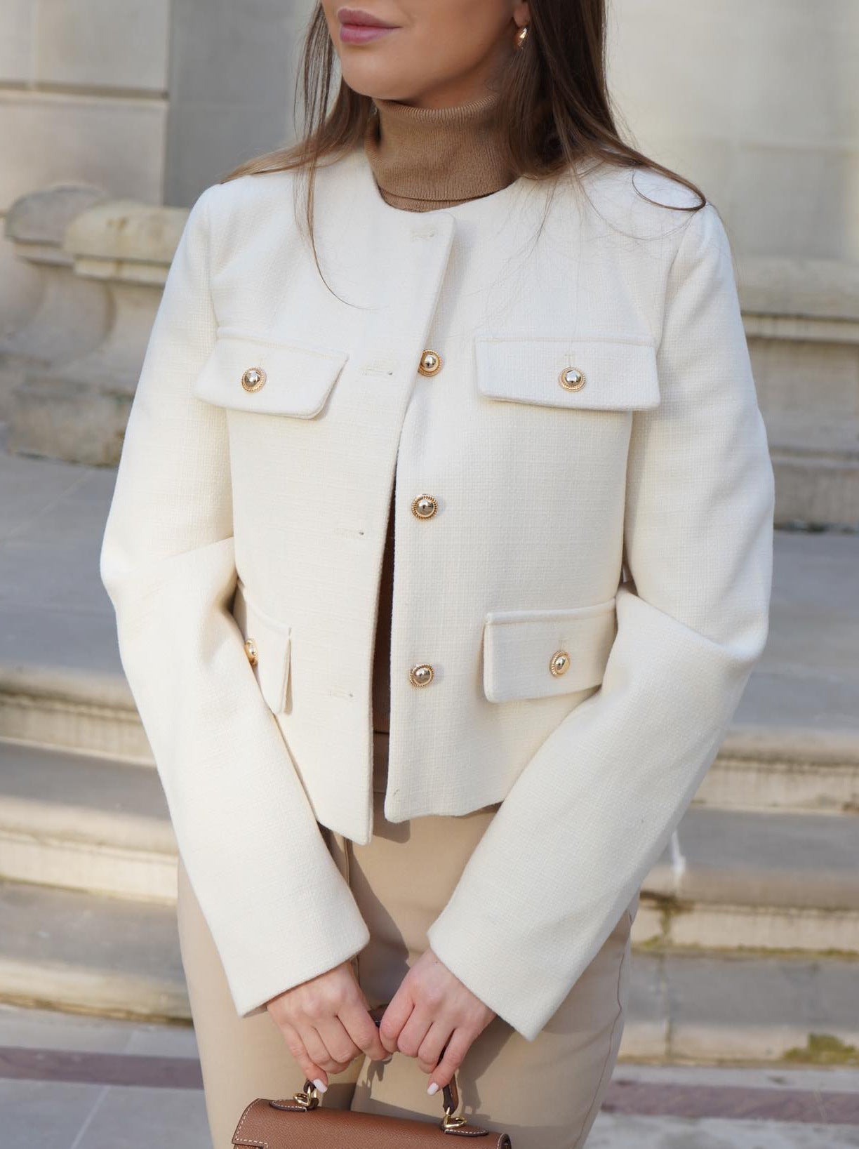 ModeGeist | Kurzgeschnittene Wolljacke Blazer mit Knopf und Taschen Detail