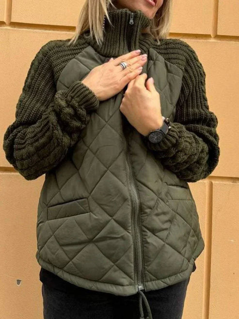 ModeGeist | Gesteppte Jacke Texturierte Ärmel mit Reißverschluss Funnel Neck