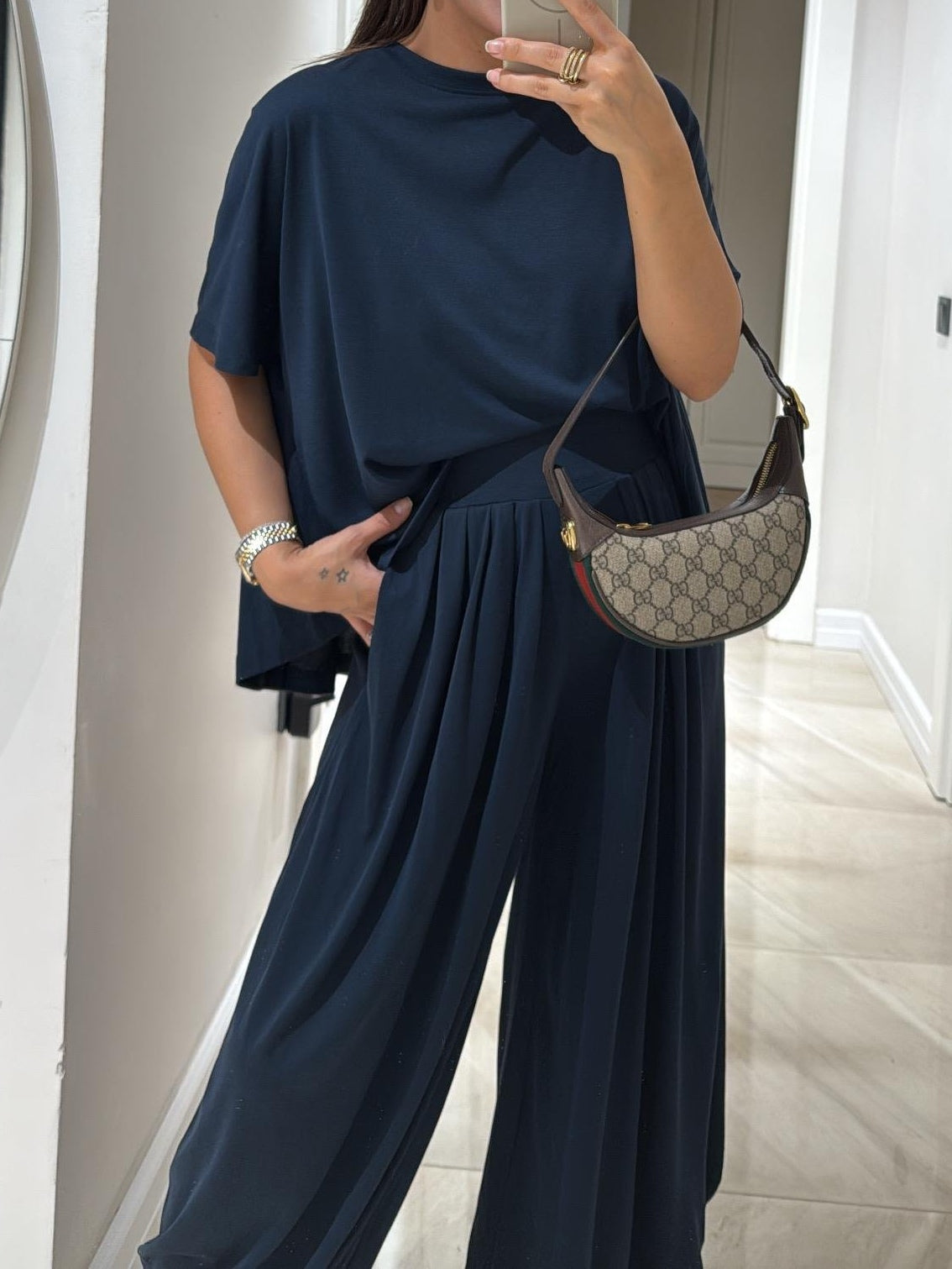 MODEGEIST Damen Casual Set Oversize-Top Wide-Leg Hose Entspannter Schnitt