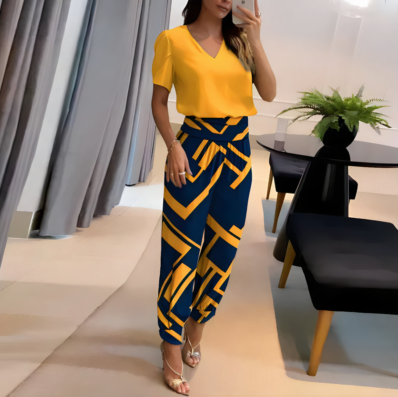 Brigitte: Modernes Blusen- und Hosenset