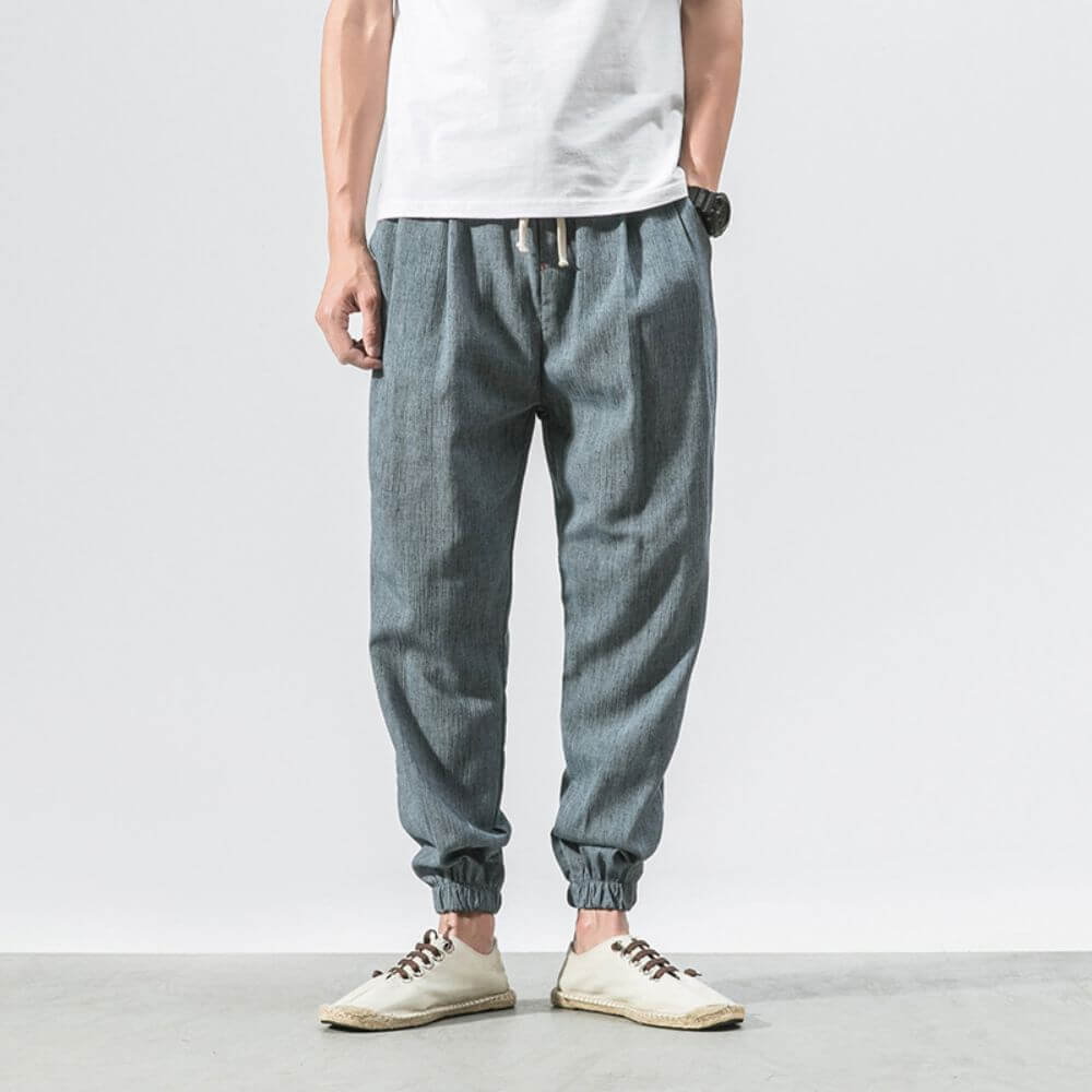 Bequeme Herrenhose aus leichter Baumwolle und Leinen
