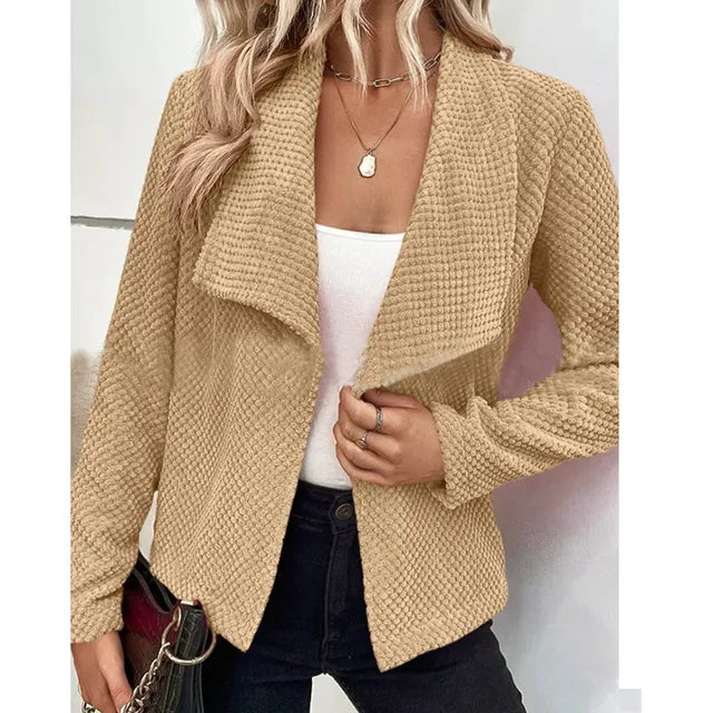 Modische Damen Wolljacke von Isadora
