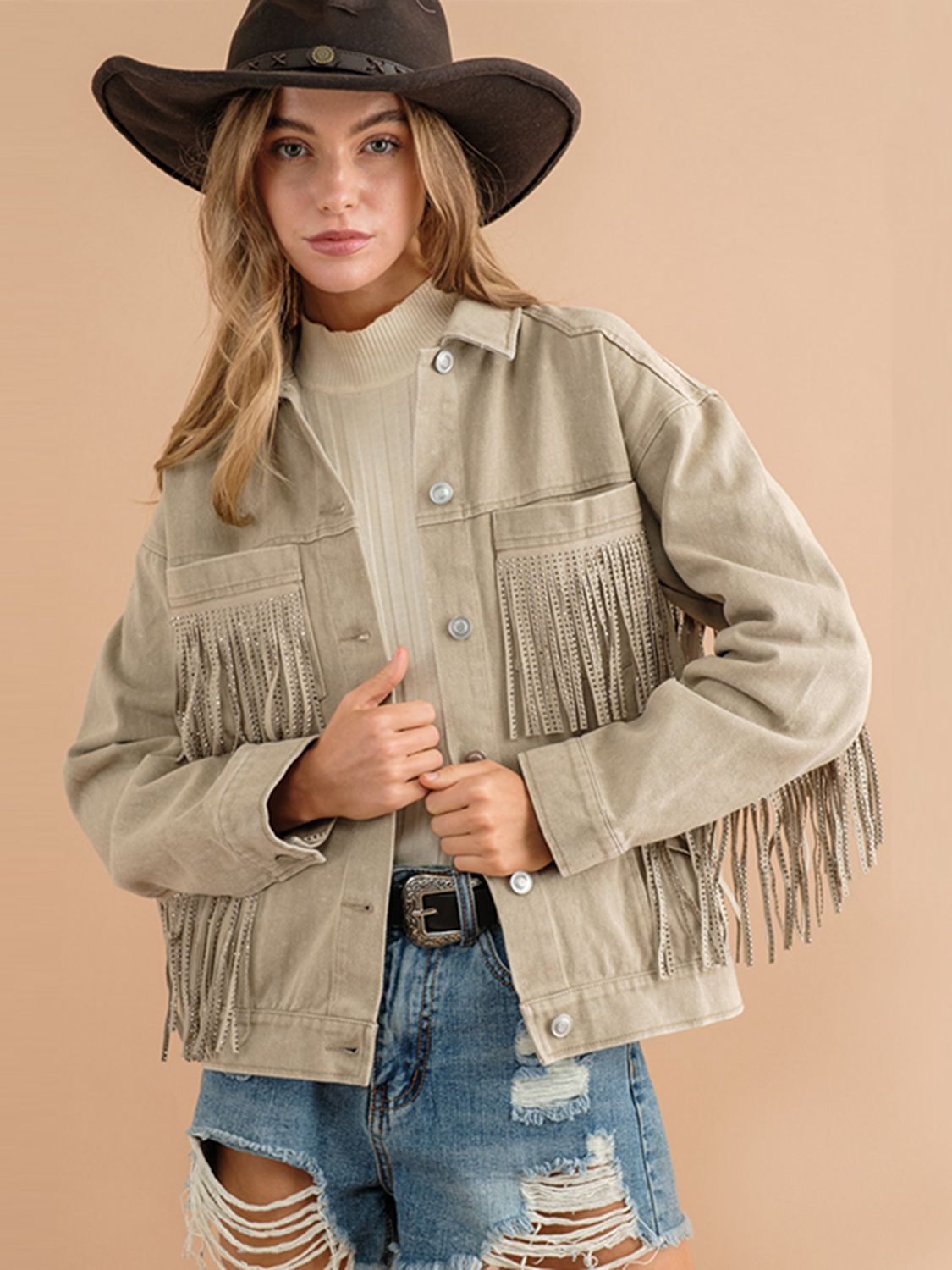 ModeGeist | Fransen-Detail Gefallene Schulter Denimjacke