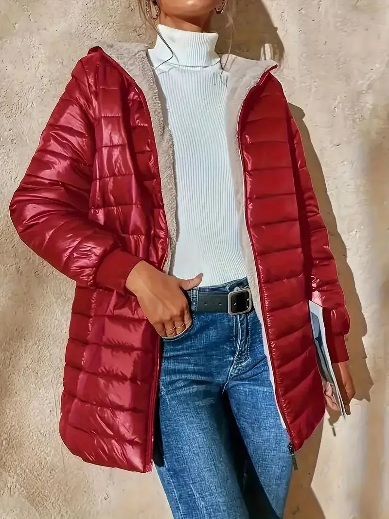 ModeGeist | Weite Fleecegefütterte Steppjacke mit Kapuze