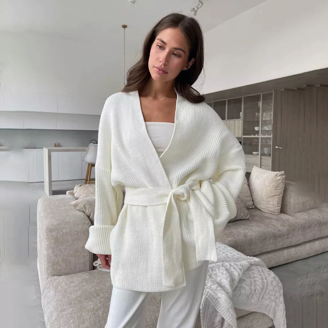 ModeGeist | gerippte Strick-Wickelstrickjacke mit Bindegürtel