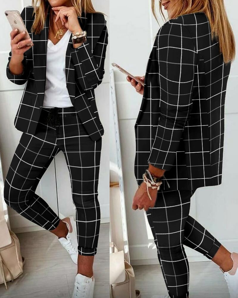Blazer und Hose im Karomuster als Anzug