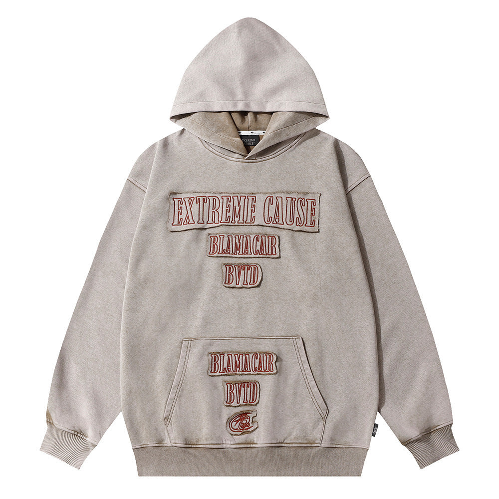 Hoodie mit dekorativen Stickereien von Jonathon