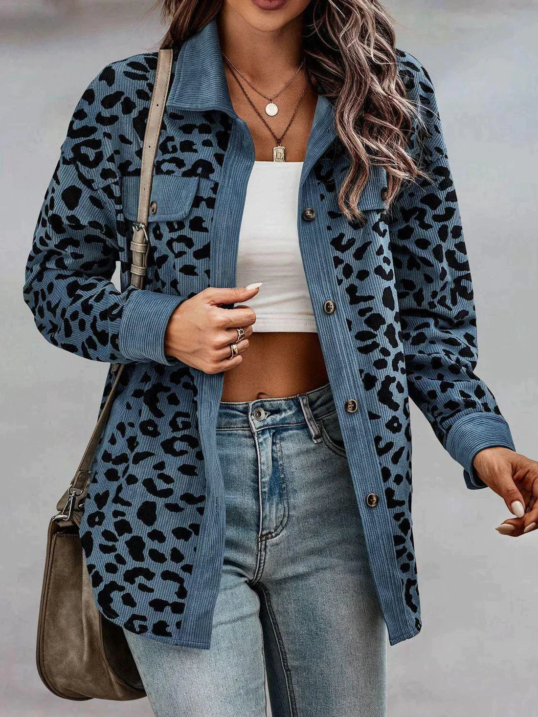 ModeGeist | Leopardjacke für Auffällige Outfits