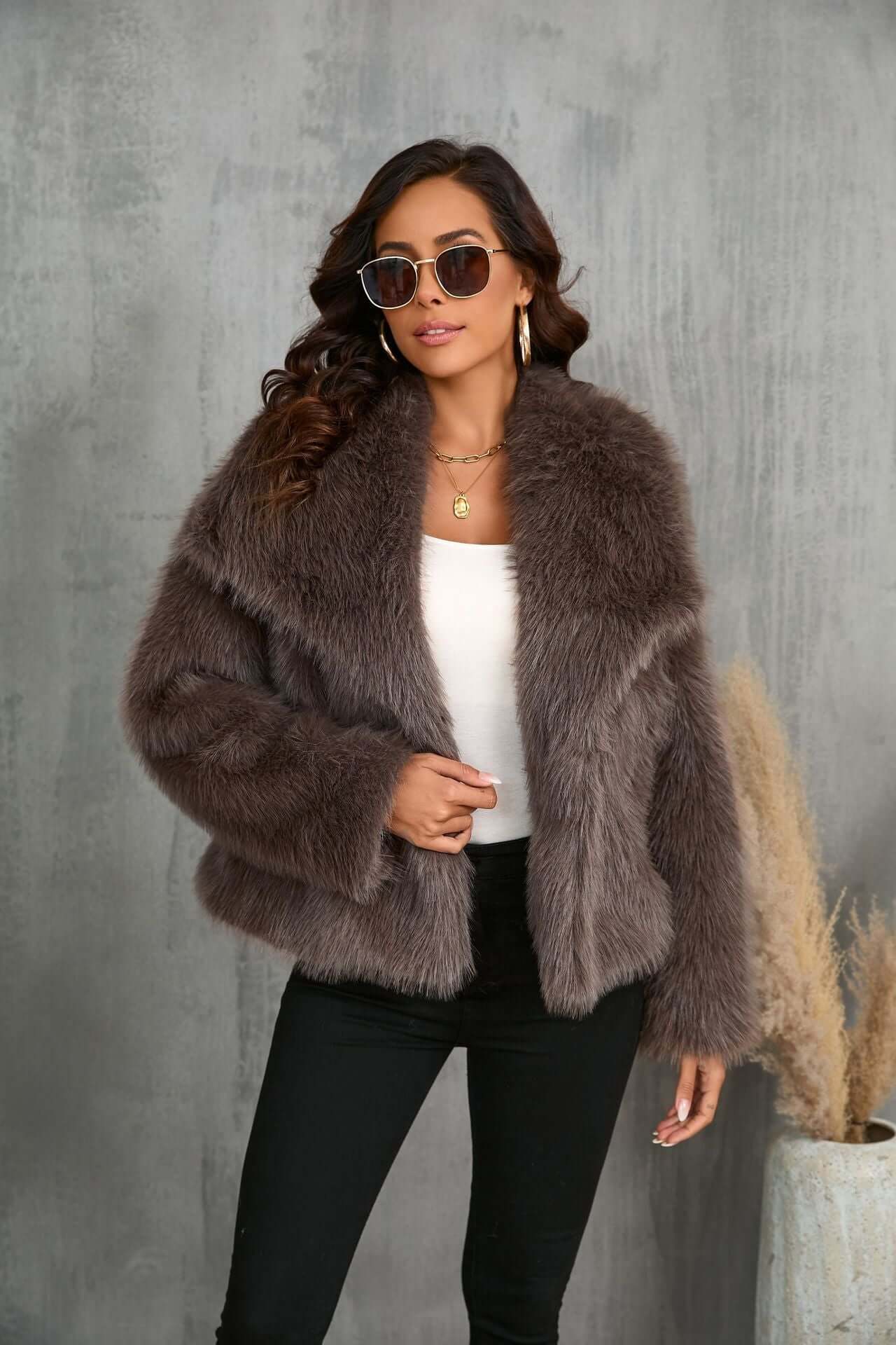 ModeGeist | Taupe Kunstpelz Mantel