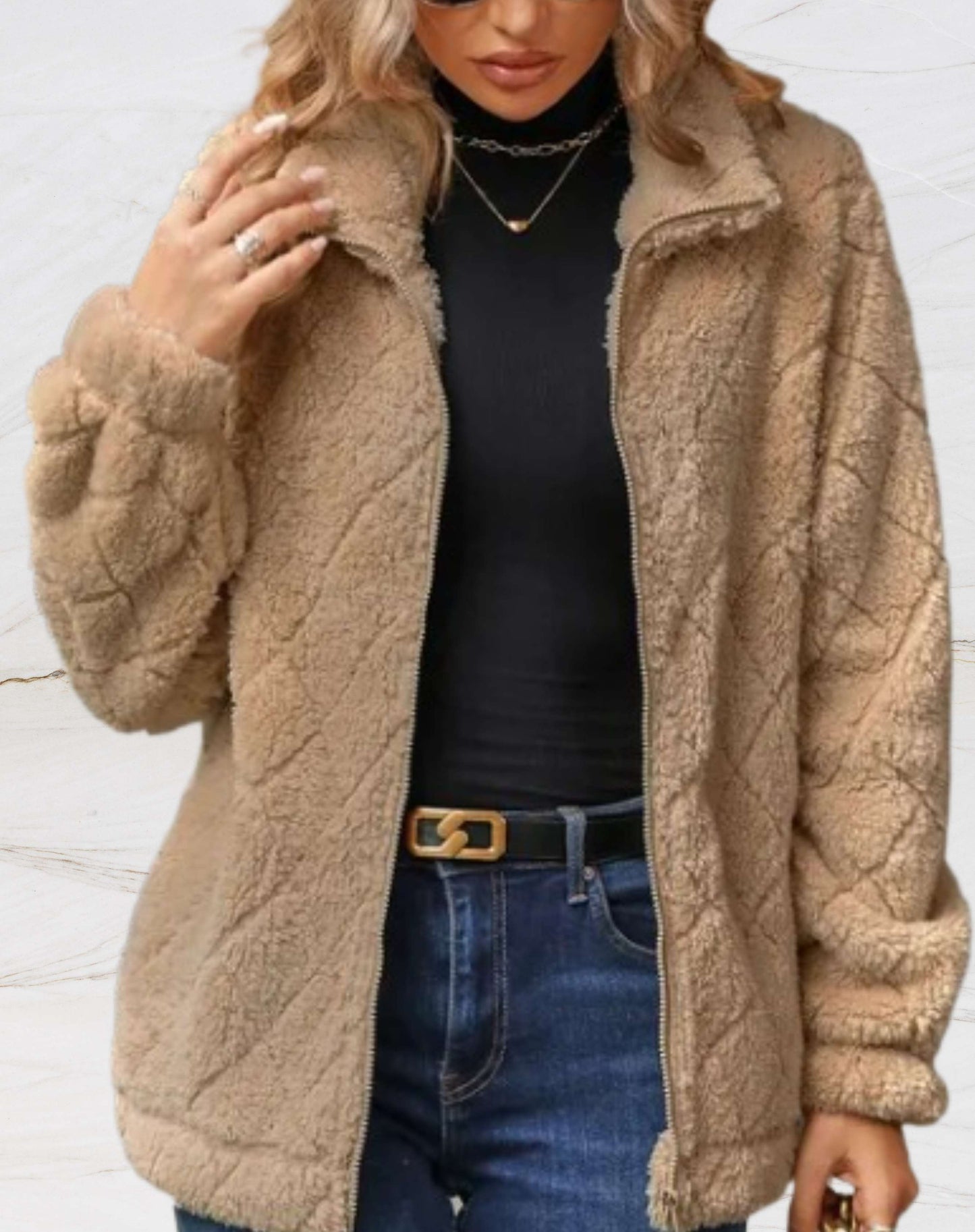 ModeGeist | Schlichte und Stylische Winterjacke