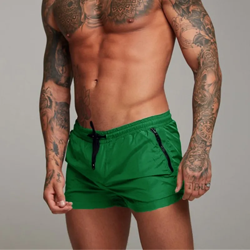 Sommerliche, atmungsaktive Badeshorts von Zosimos