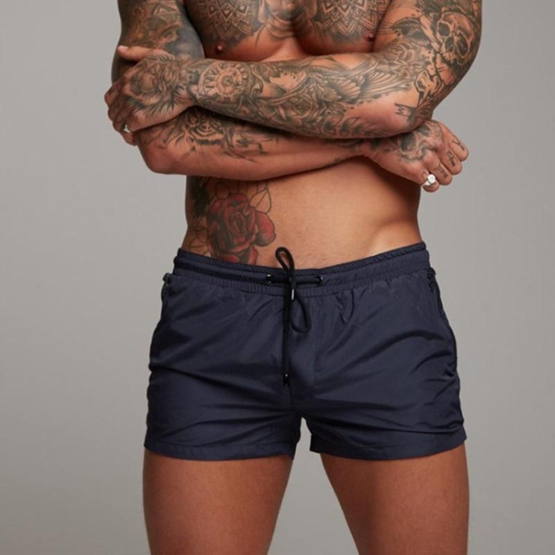 Sommerliche, atmungsaktive Badeshorts von Zosimos