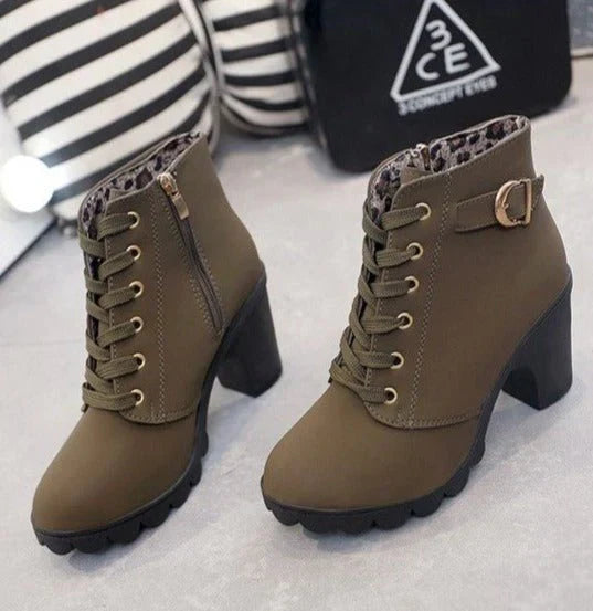 ModeGeist | Schnürstiefeletten Zum Aufpeppen Deines Herbst-Outfits