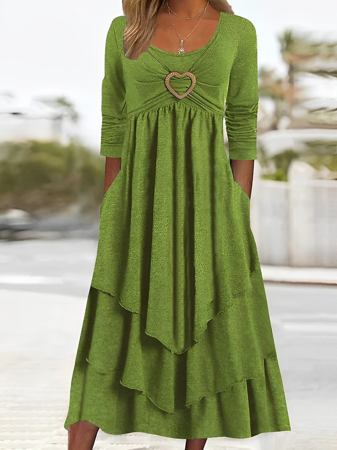 Stilvolles Clara Sommerkleid im Herz-Design