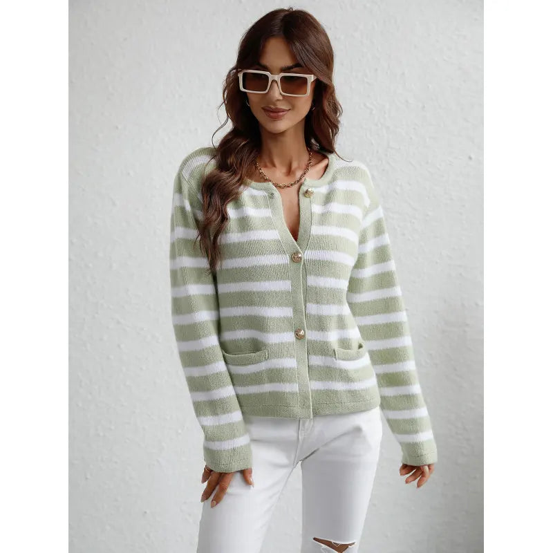 ModeGeist | Strick-Cardigan mit Knöpfen und seitlichen Taschen