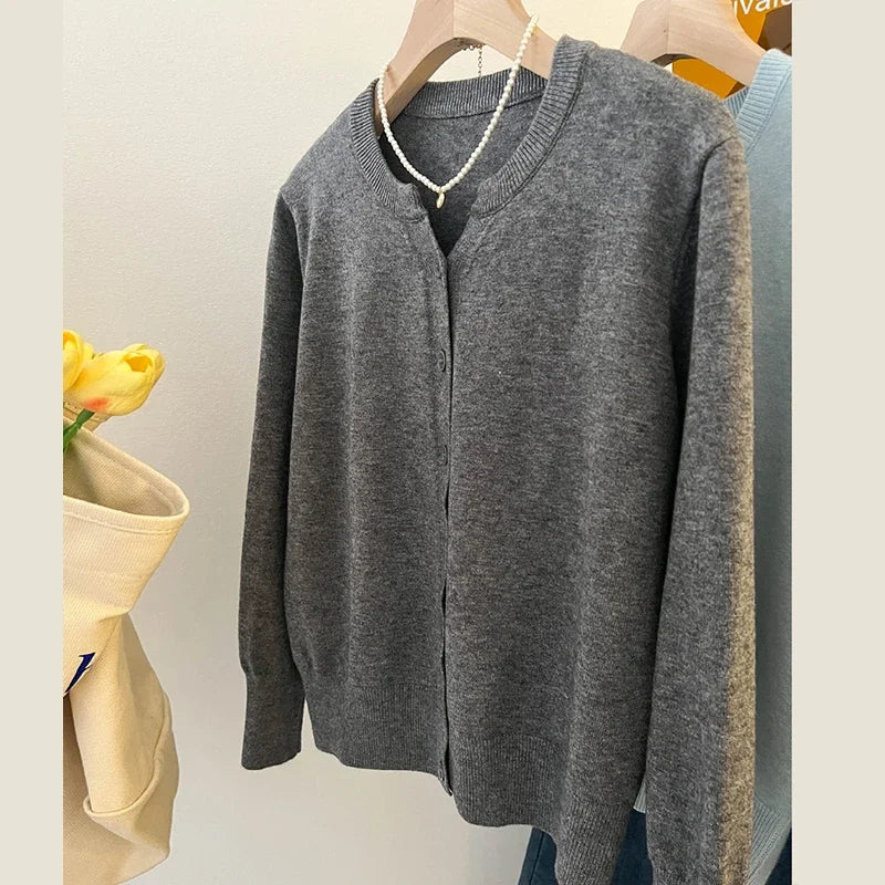 ModeGeist | grob gestrickter Woll-Kardigan-Pullover