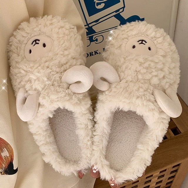 ModeGeist | Bequeme Damen Hausschuhe mit Tiermuster