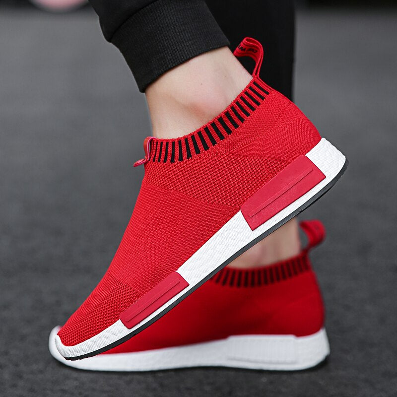 Komfortable leichte Herrensneaker - Dustu